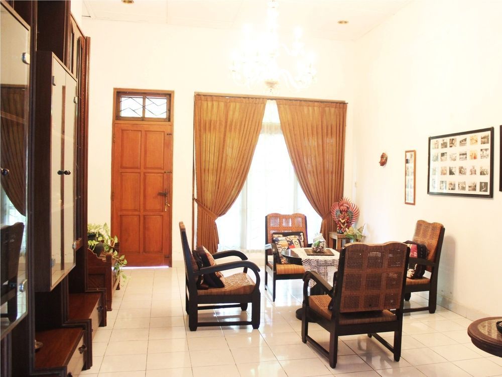 Nida Pisang 83b Depok Sleman Hotel Yogyakarta