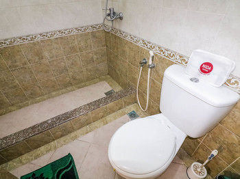 Hotel Nida Pisang 83b Depok Sleman 2*